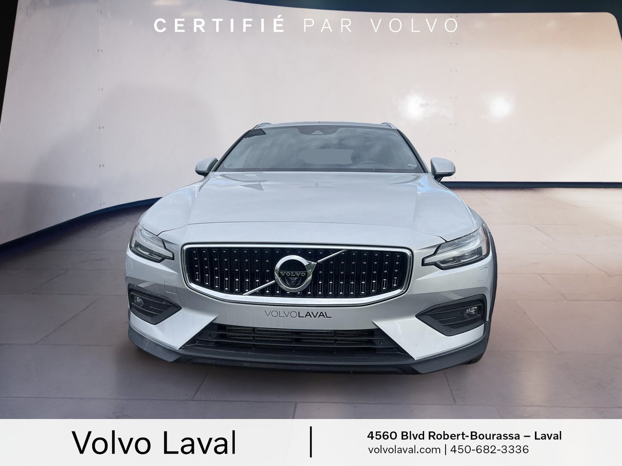 2020 Volvo V60 Cross Country BASE-1