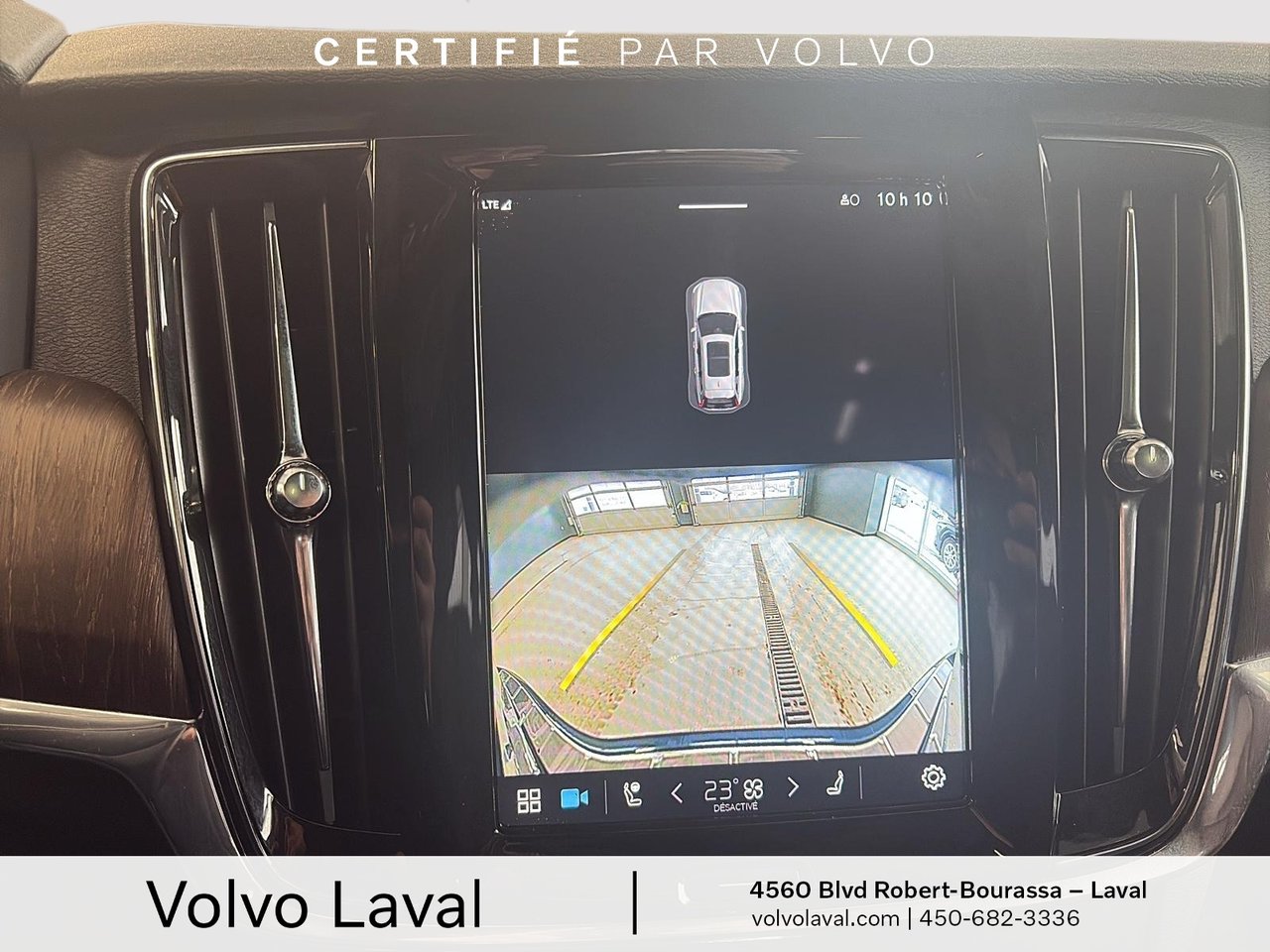 2023 Volvo V90 Cross Country Plus-17