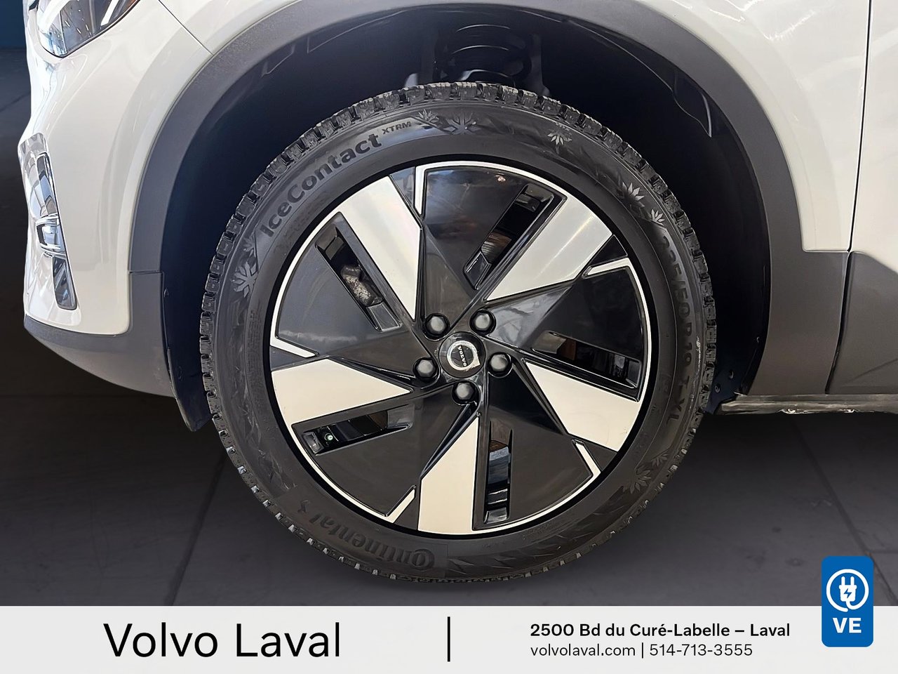 Volvo XC40 Recharge Pure Electric Core 2024-3