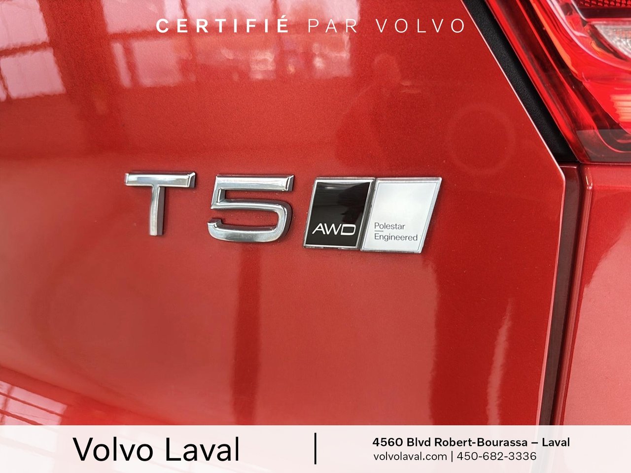 Volvo XC40 R-Design 2022-22