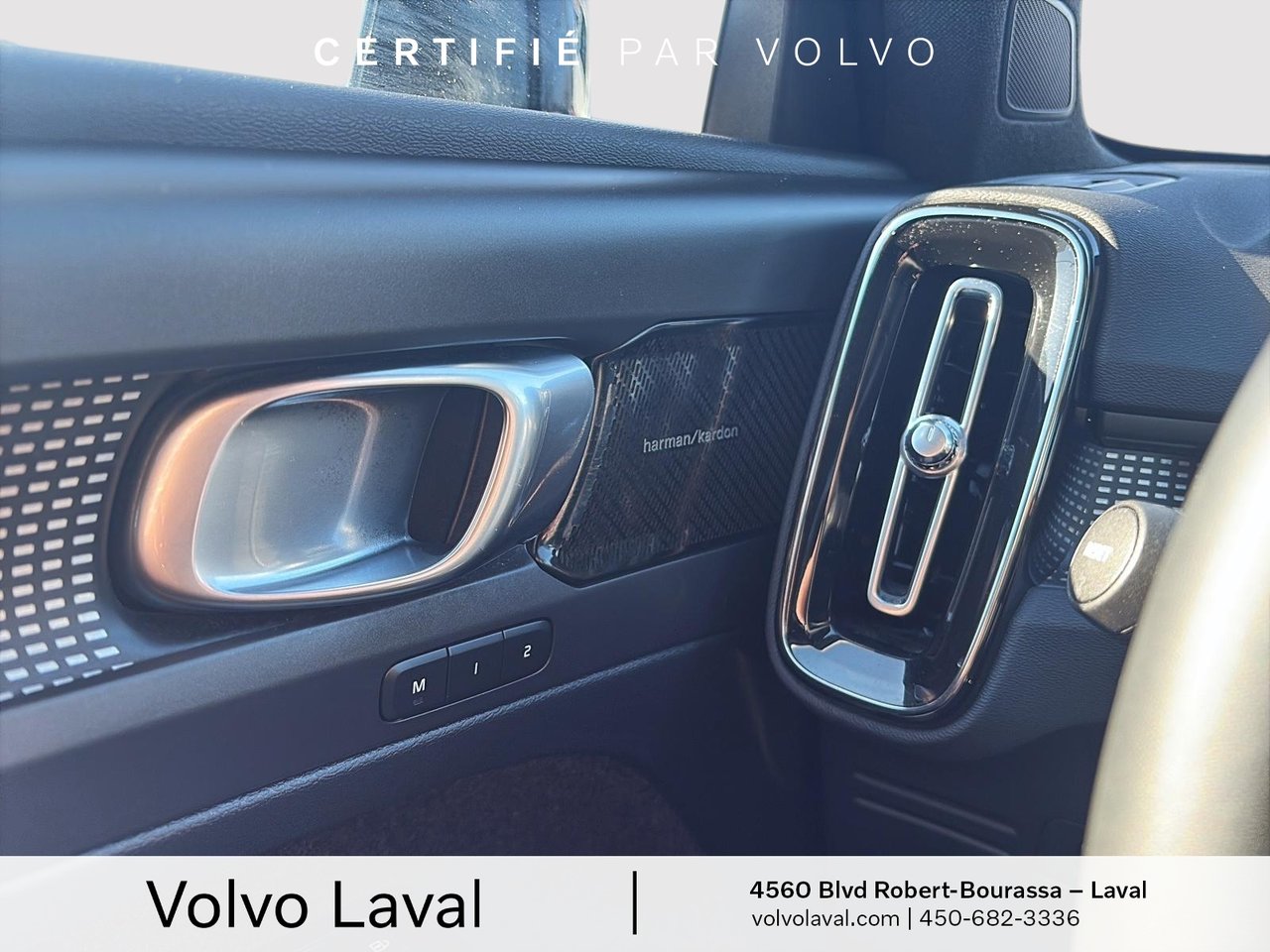 Volvo XC40 R-Design 2022-22