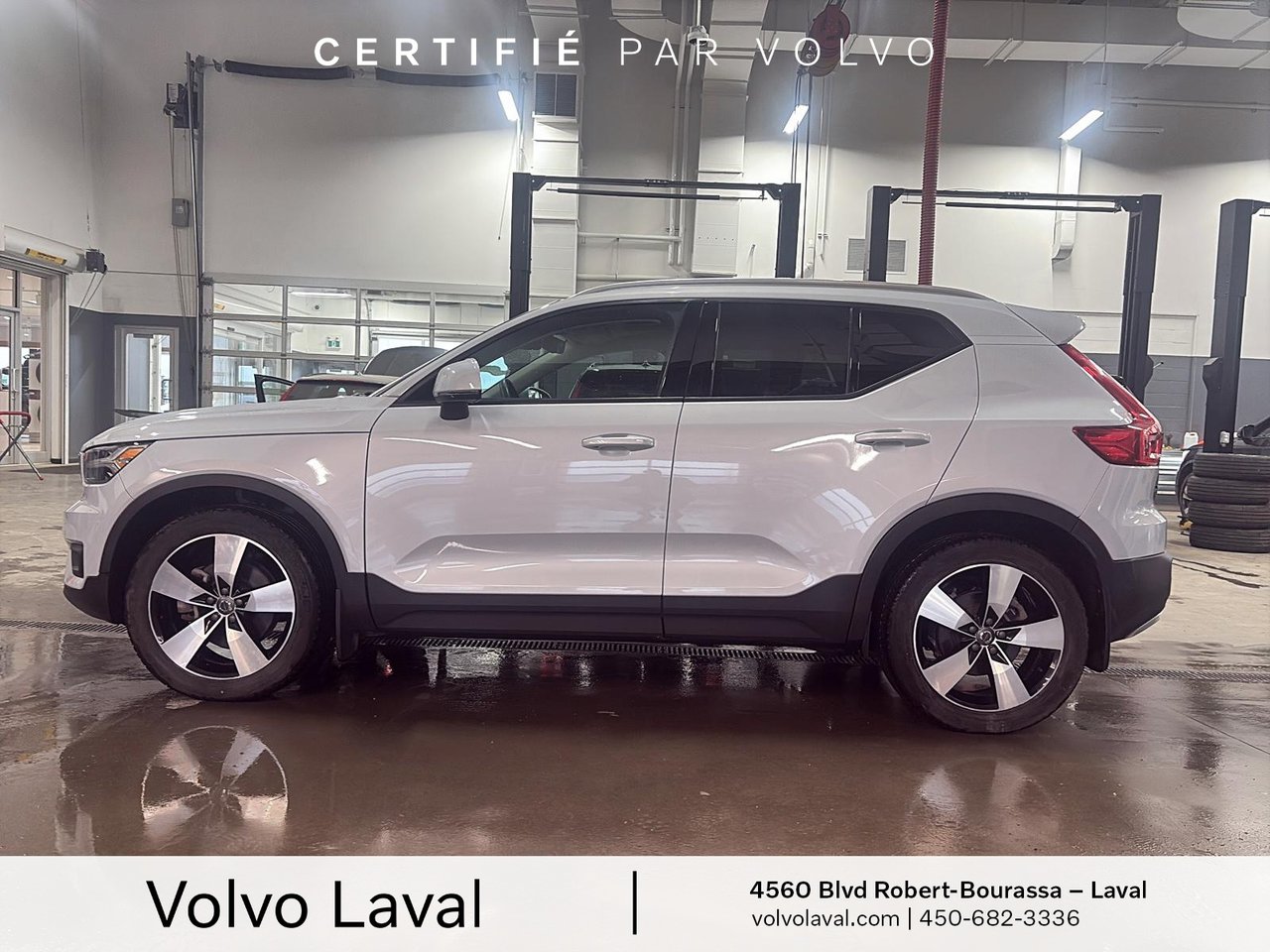 2022 Volvo XC40 Momentum-7