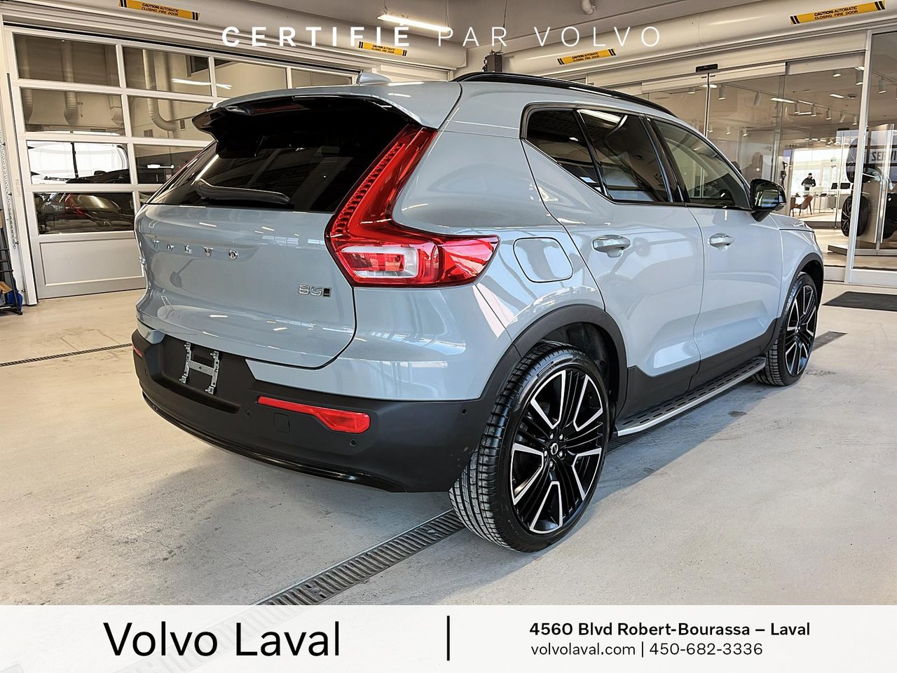 2025 Volvo XC40 Ultra Dark Theme-7