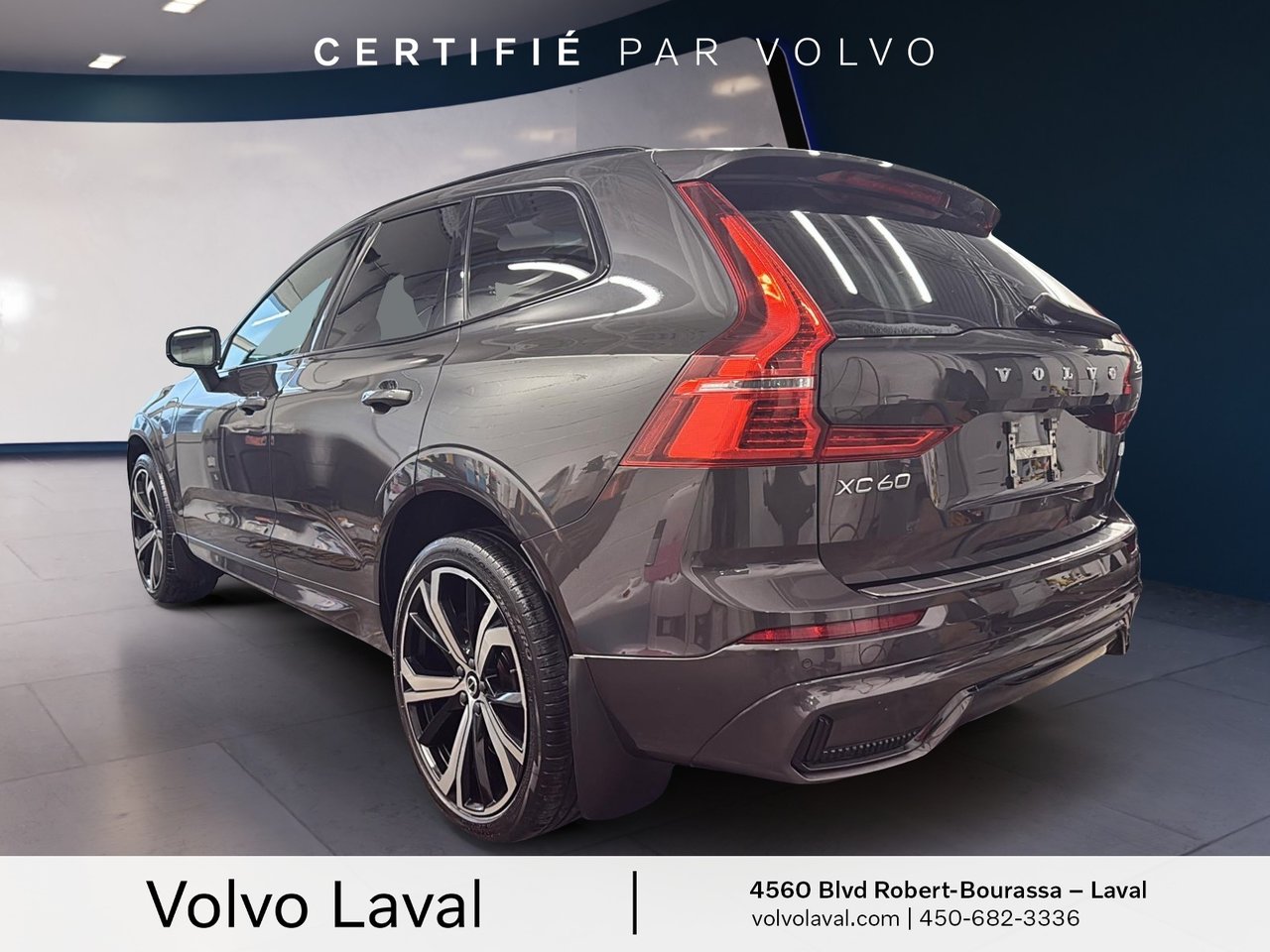 2022 Volvo XC60 Recharge R-Design-1