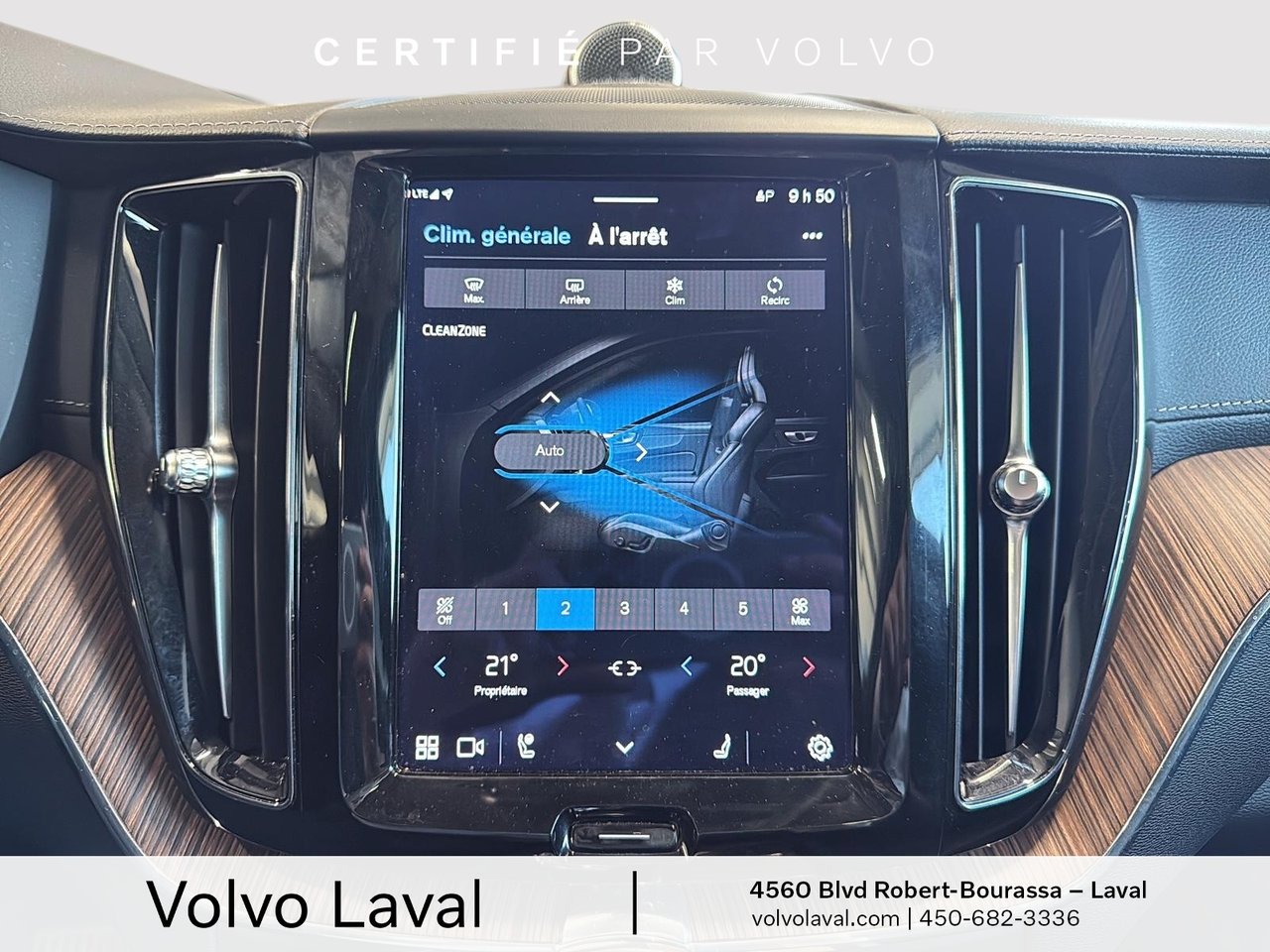 2023 Volvo XC60 Recharge Ultimate Bright Theme-17