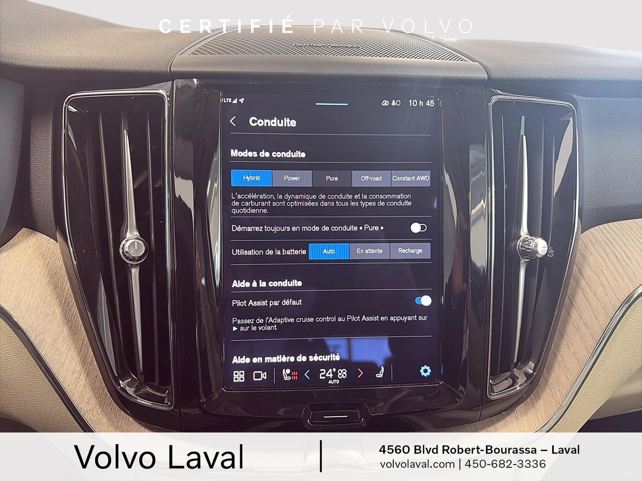 Volvo XC60 Recharge Plus Dark Theme 2024-18