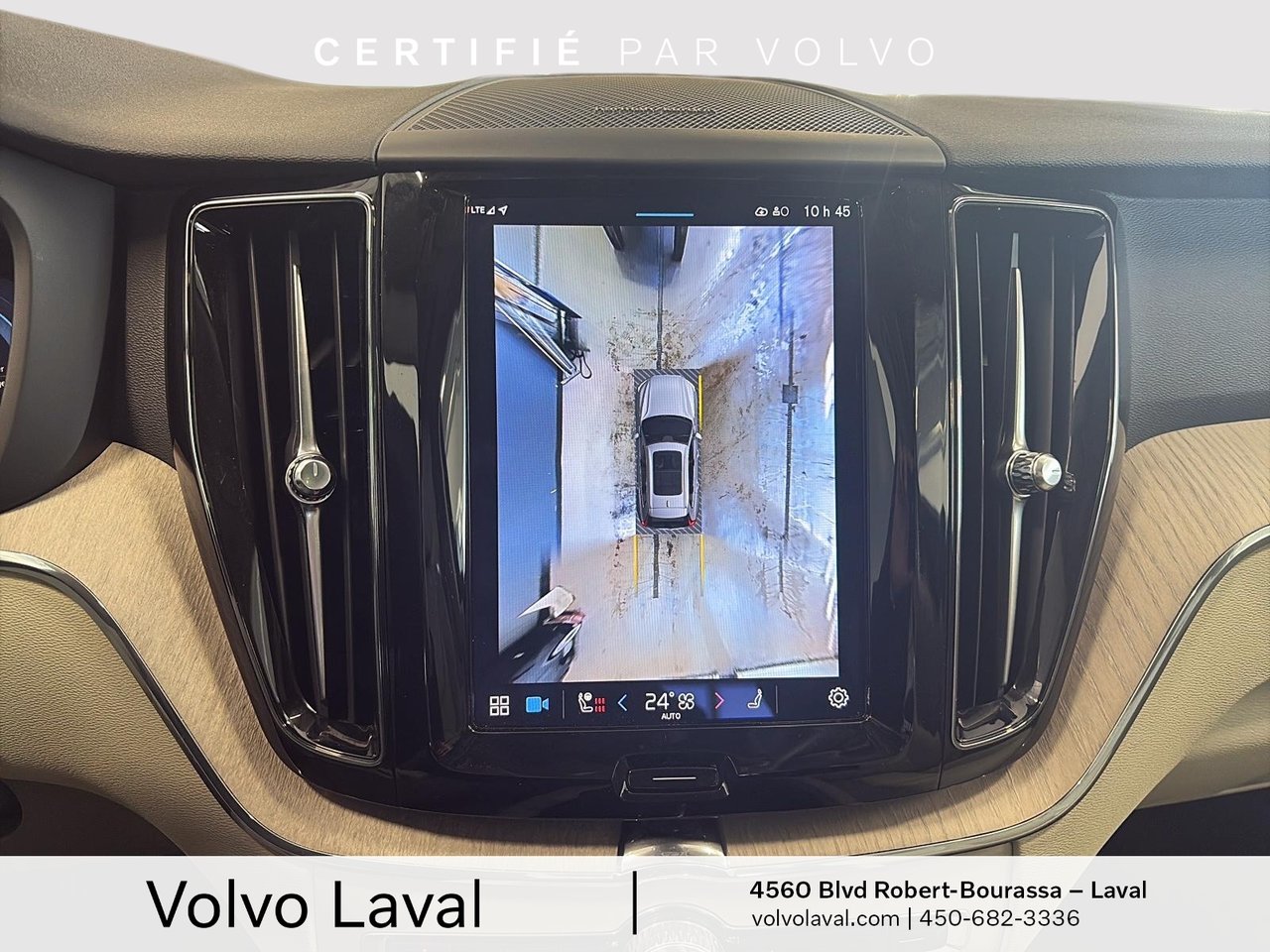 Volvo XC60 Recharge Plus Dark Theme 2024-16