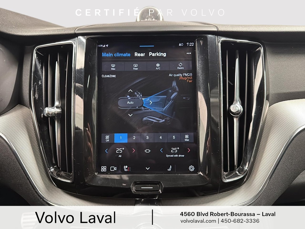 2022 Volvo XC60 R-Design-16