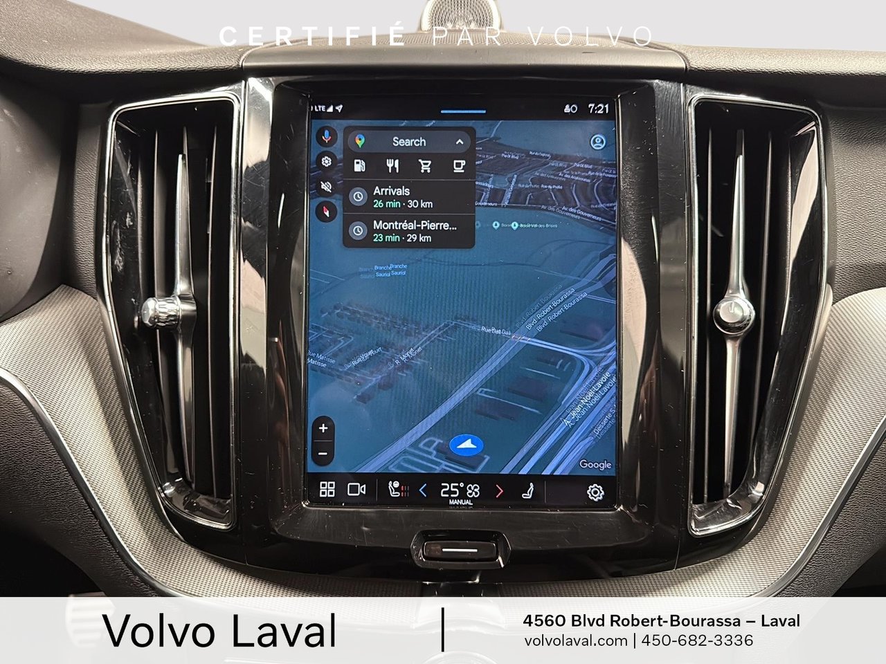 2022 Volvo XC60 R-Design-13