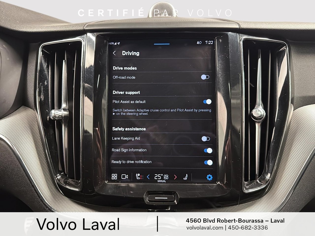 2022 Volvo XC60 R-Design-17