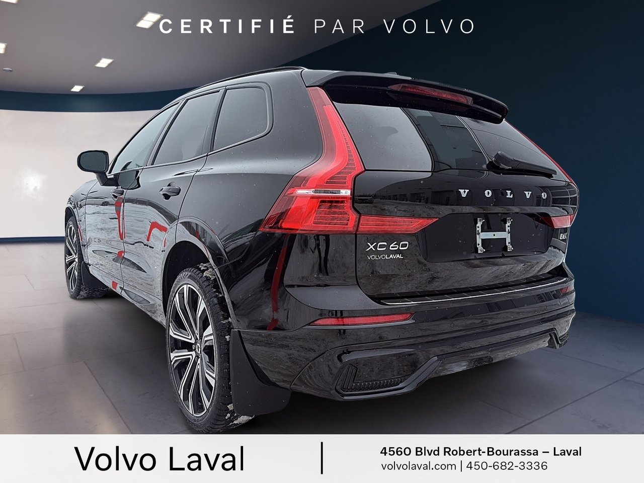 Volvo XC60 R-Design 2022-5