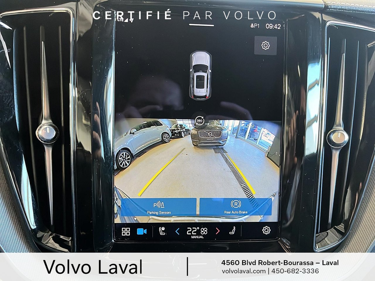 Volvo XC60 R-Design 2022-14