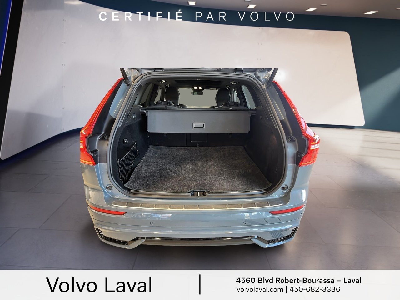 Volvo XC60 R-Design 2022-19