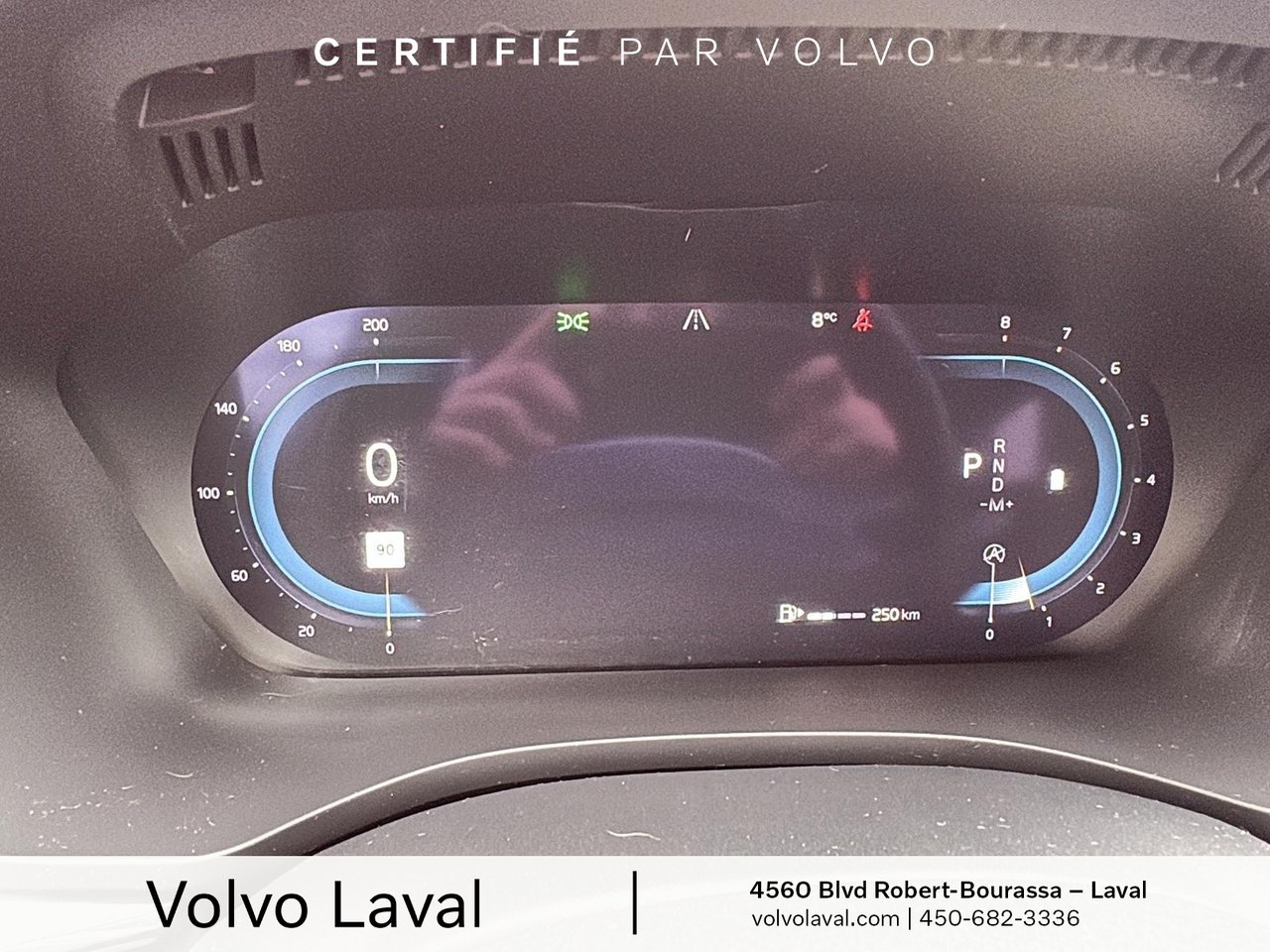 2022 Volvo XC60 Momentum-17