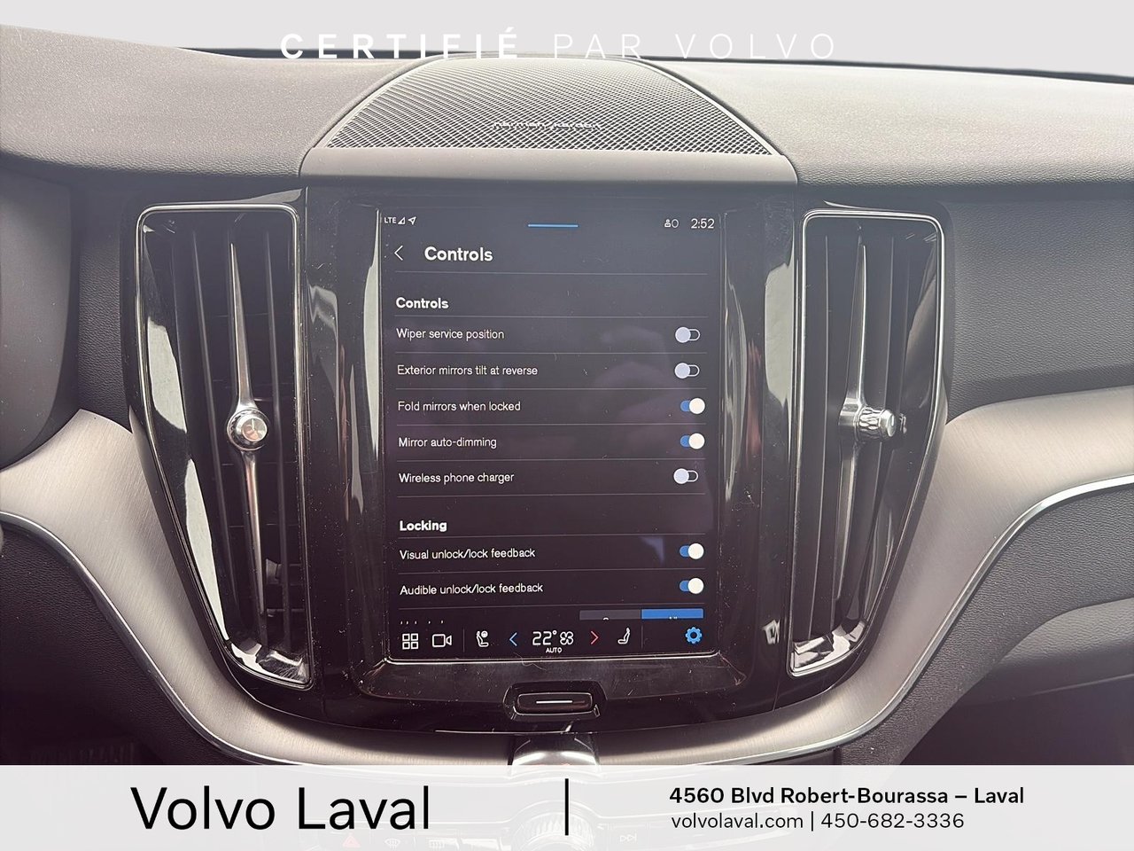 2022 Volvo XC60 Momentum-22