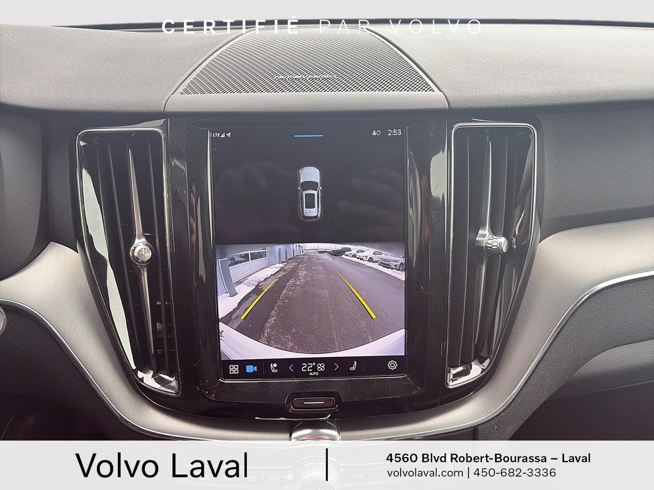 2022 Volvo XC60 Momentum-24