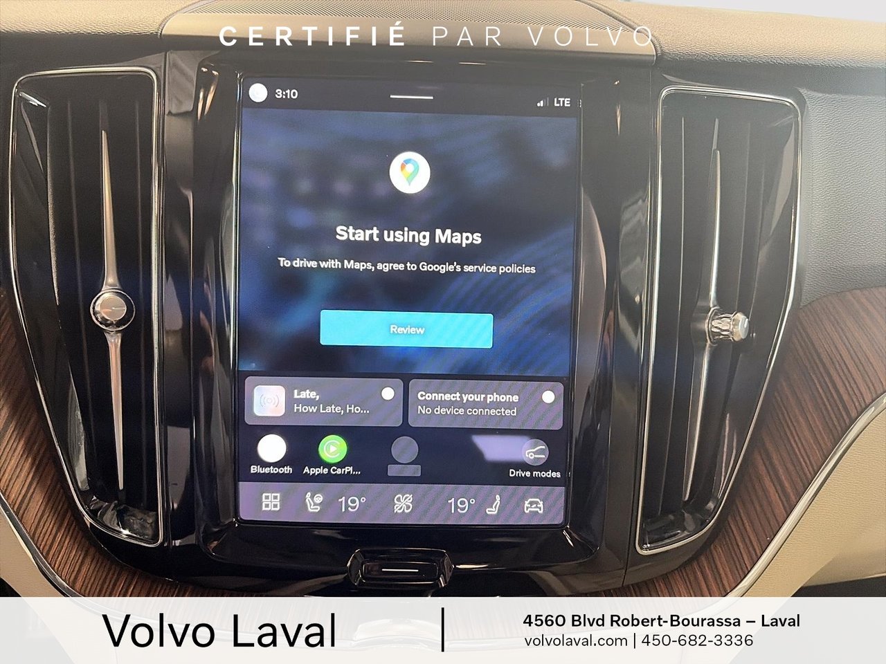 Volvo XC60 Momentum 2022-10