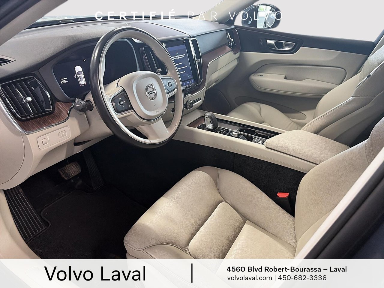 Volvo XC60 Momentum 2022-6