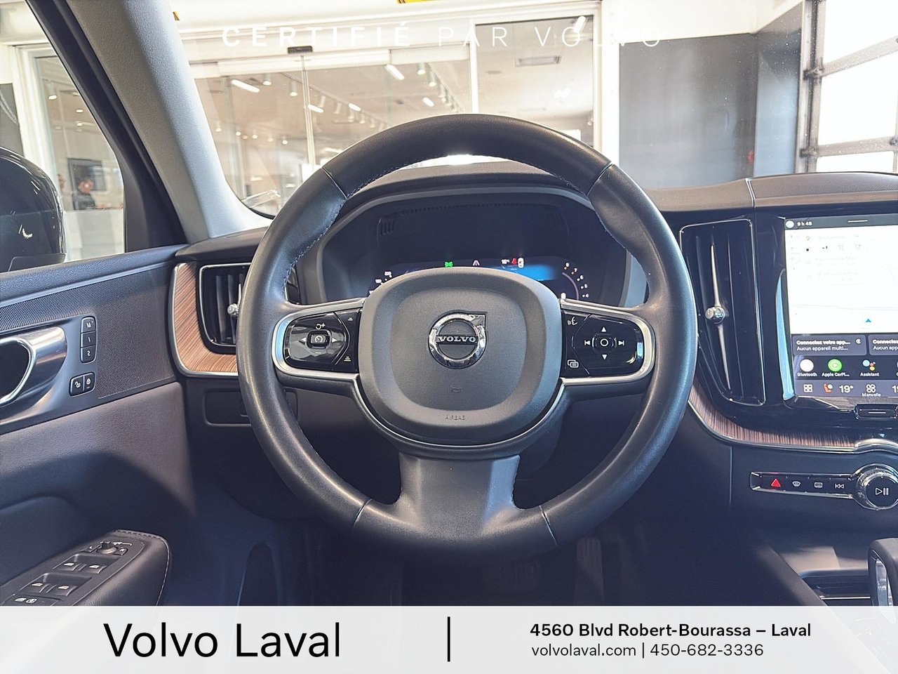 2023 Volvo XC60 Plus Dark Theme-14