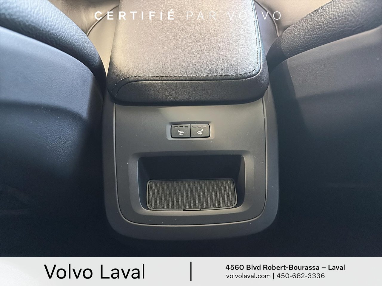 2023 Volvo XC60 Plus Dark Theme-15