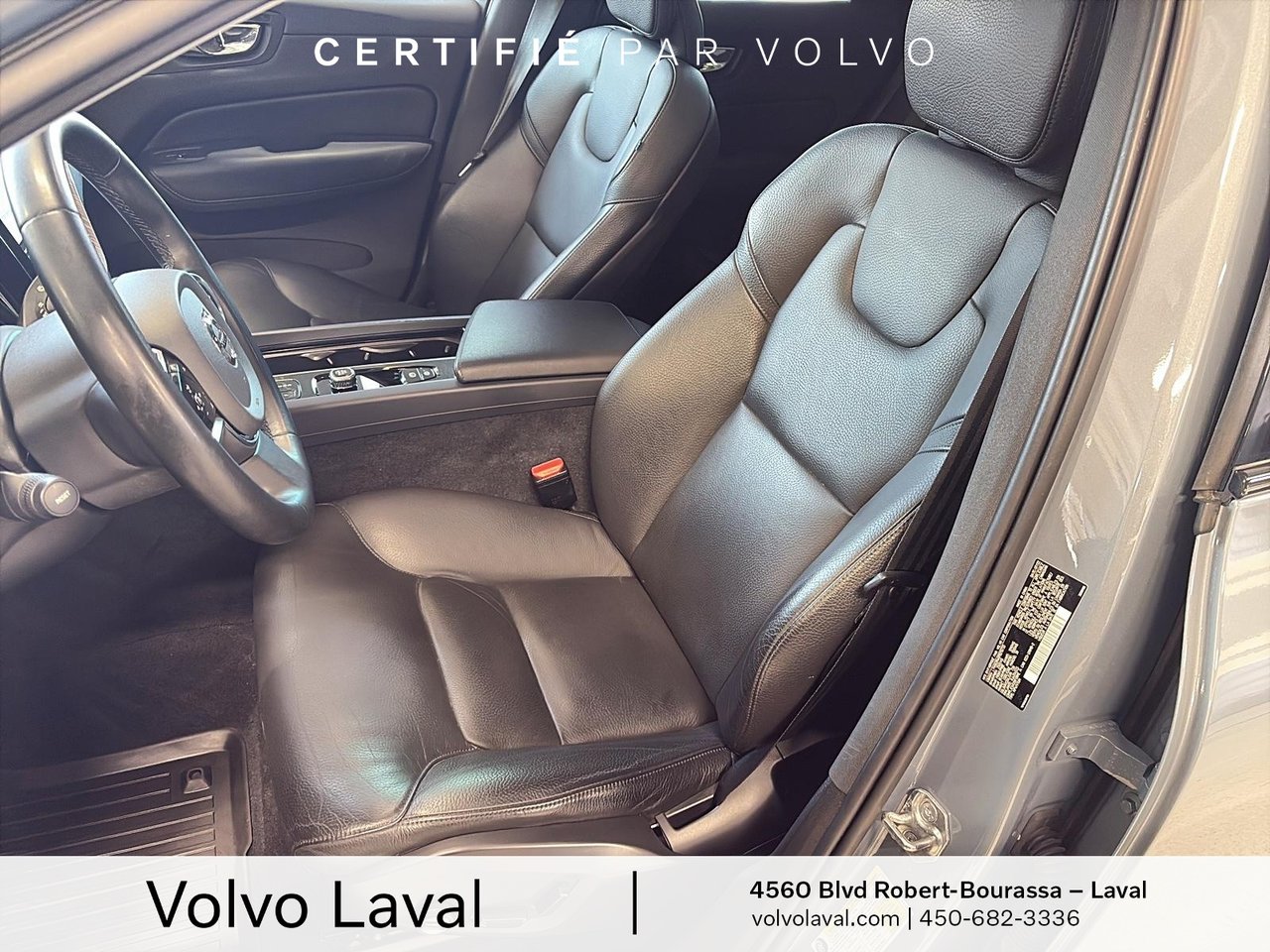 2023 Volvo XC60 Plus Dark Theme-8