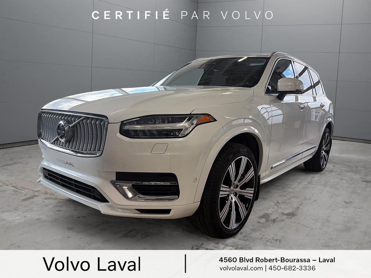 70725-CRYSTAL_WHIT 2025 Volvo XC90 Recharge T8 Ultra Bright Theme AWD SUV / Crossover Automatic
