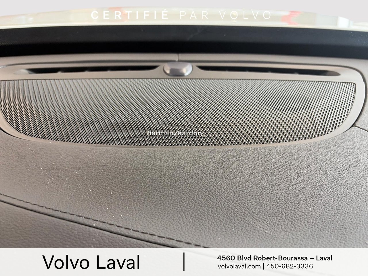 2025 Volvo XC90 Plug-In Hybrid Ultra Bright Theme-10