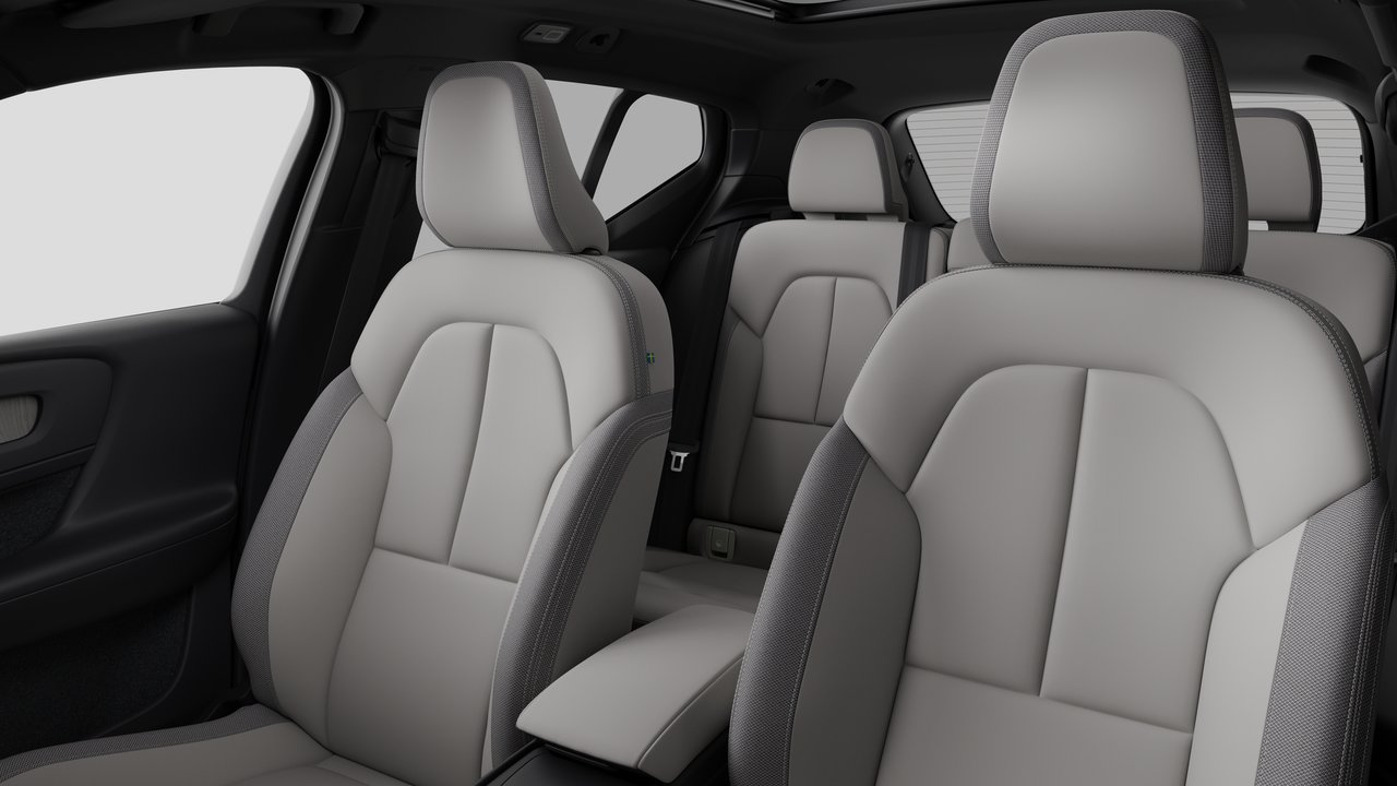 Volvo EX40 PLUS 2026-11