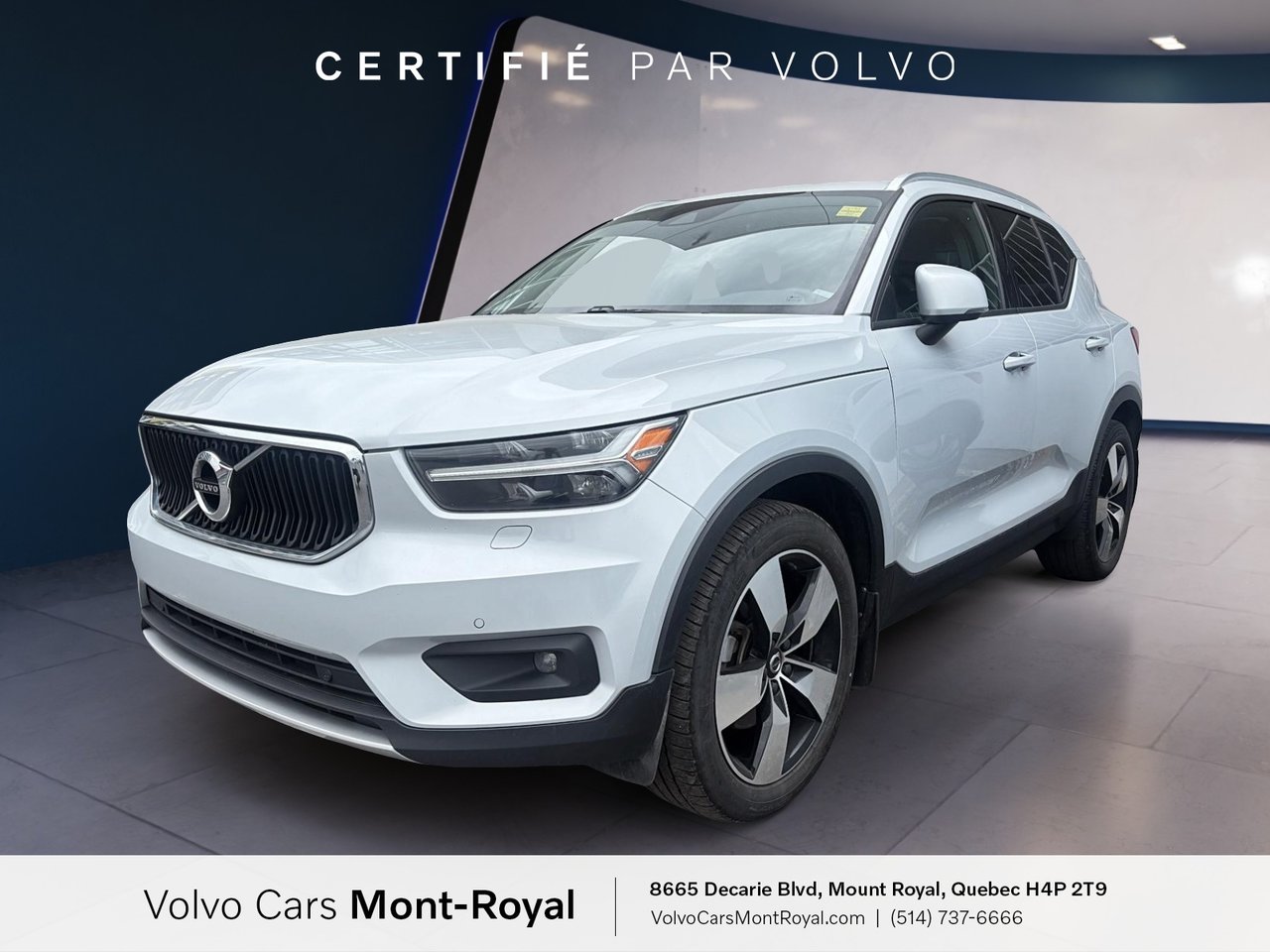 Glacier Silver 2022 Volvo XC40 SUV / Crossover All-Wheel Drive Automatic
