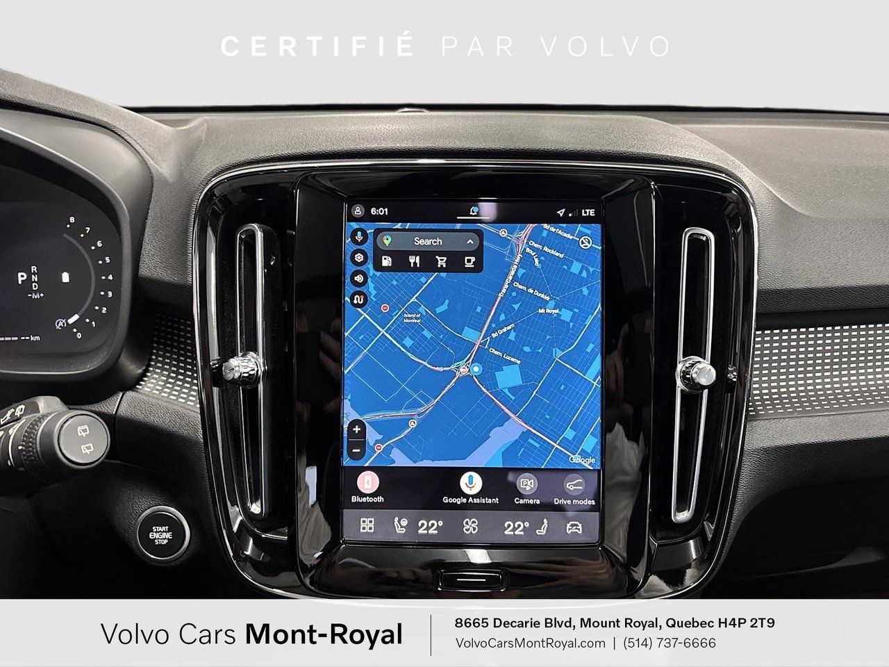 Volvo XC40 Plus Dark Theme 2023-16