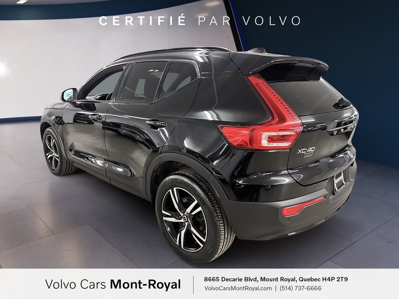 Volvo XC40 Plus Dark Theme 2023-3