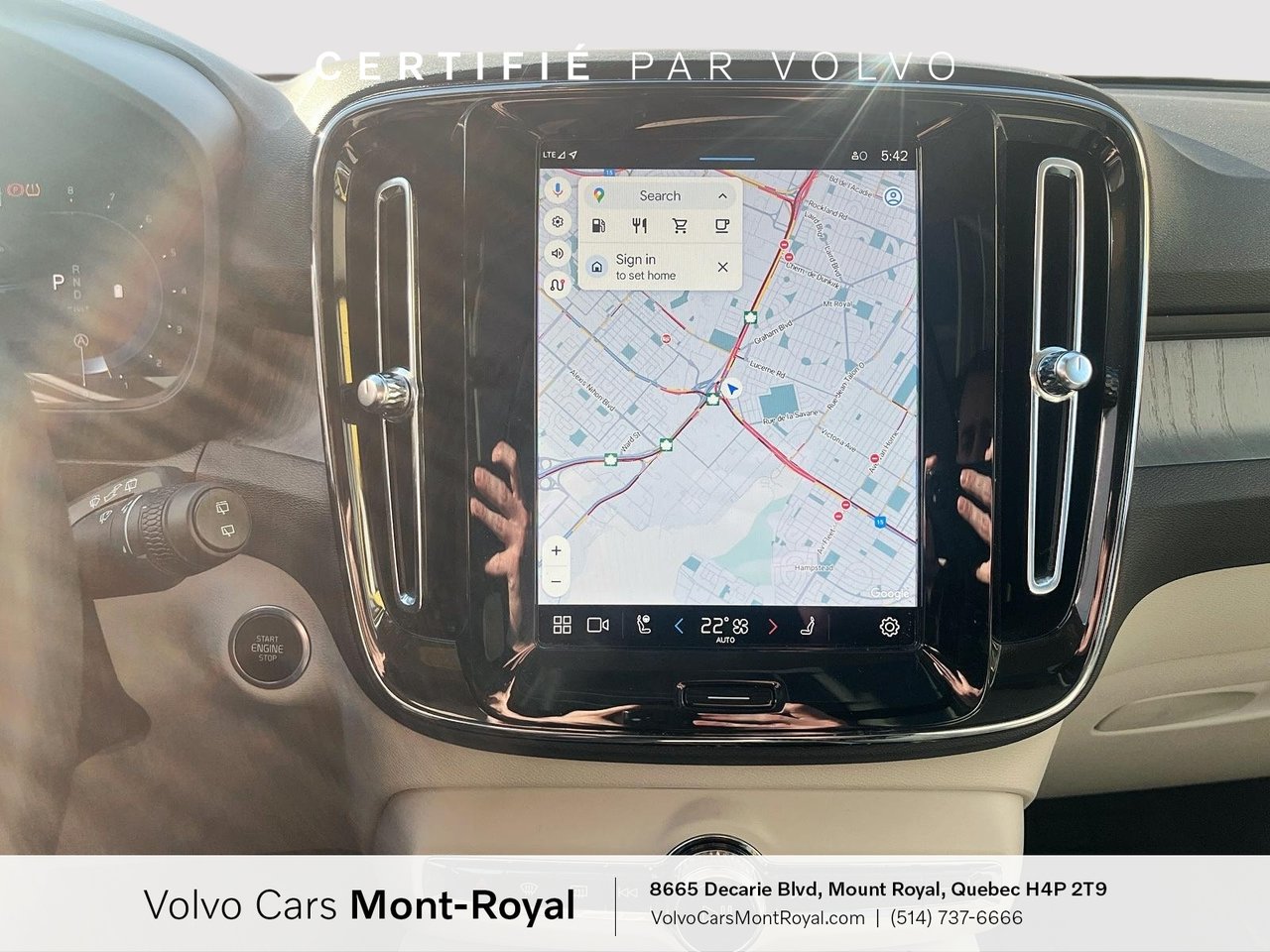 Volvo XC40 Plus Dark Theme 2025-14