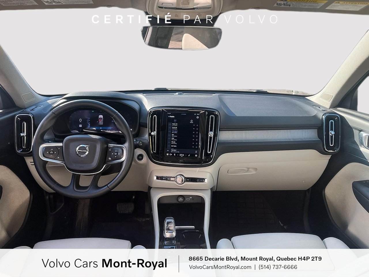 Volvo XC40 Plus Dark Theme 2025-7