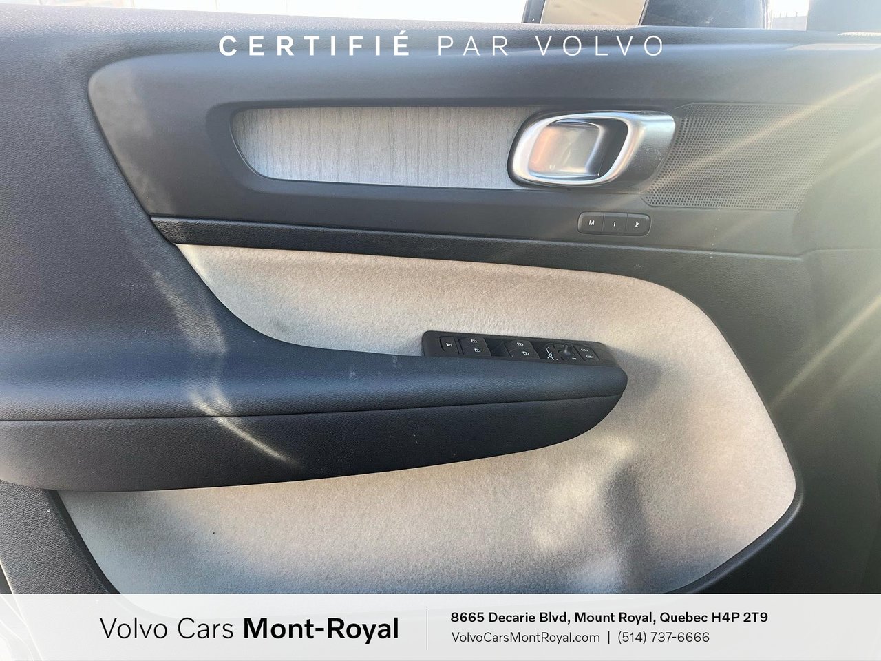 Volvo XC40 Plus Dark Theme 2025-8