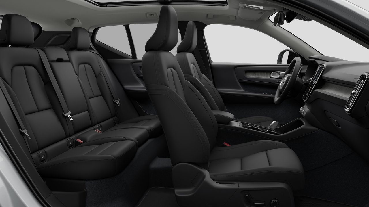 Volvo XC40 PLUS VERSION FONCÉE 2026-12