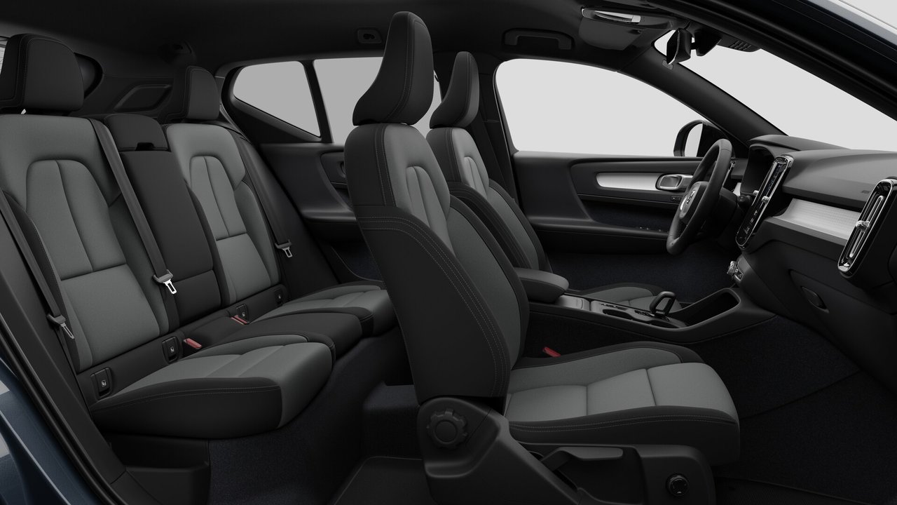 2026 Volvo XC40 CORE DARK THEME-12