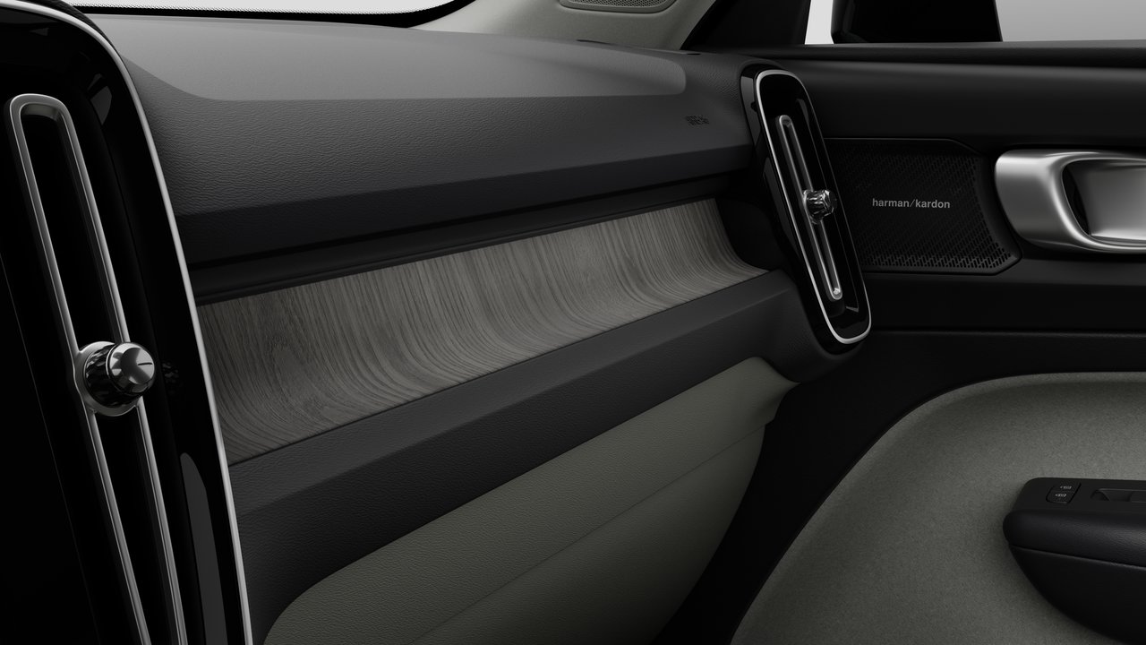 Volvo XC40 ULTRA DARK THEME 2026-8