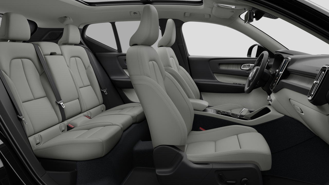 Volvo XC40 Plus (Dark Theme) 2026-12