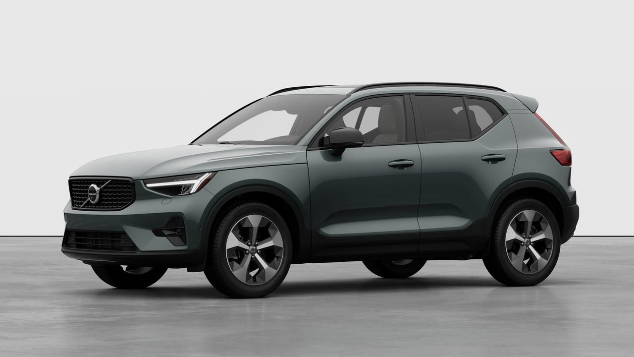 Volvo XC40 Plus (Dark Theme) 2026-0