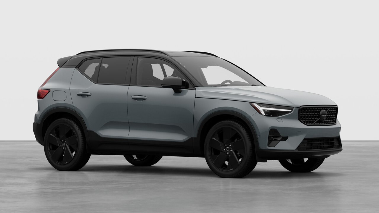 Volvo XC40 Ultra Black Edition 2026-2