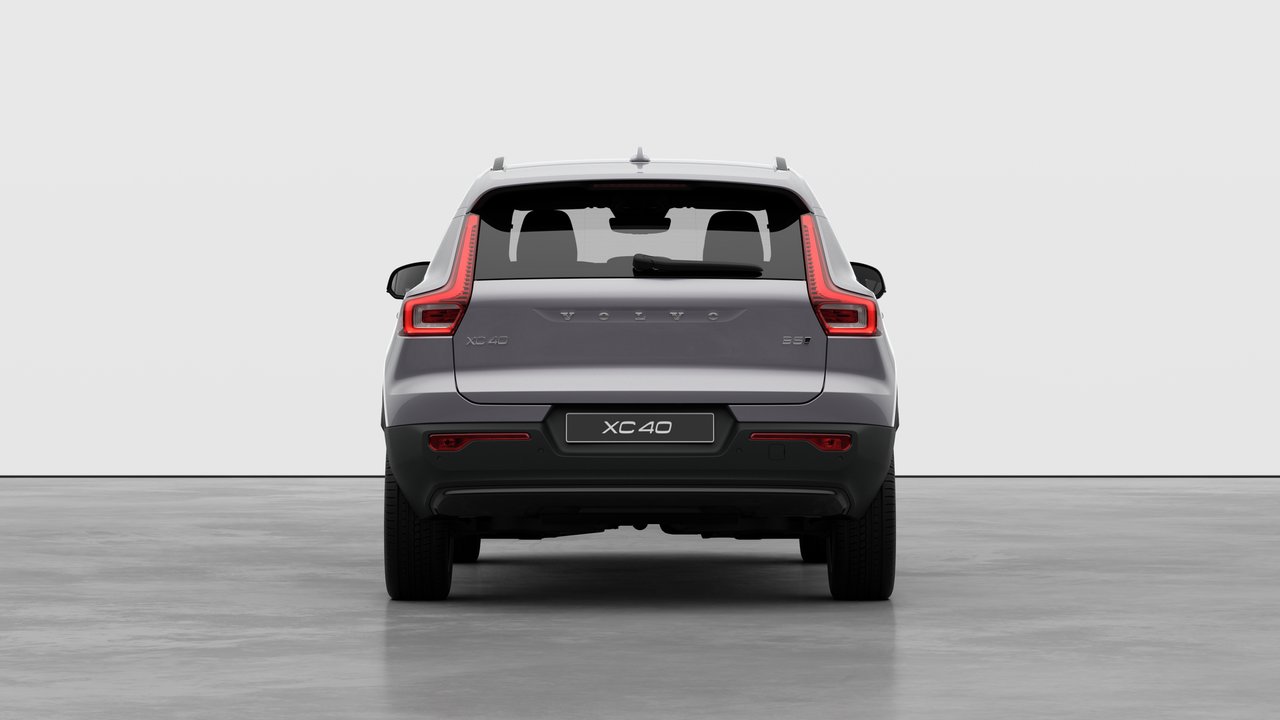 2026 Volvo XC40 PLUS DARK THEME-5