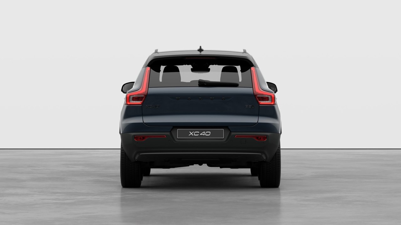 2026 Volvo XC40 ULTRA BLACK EDITION-5