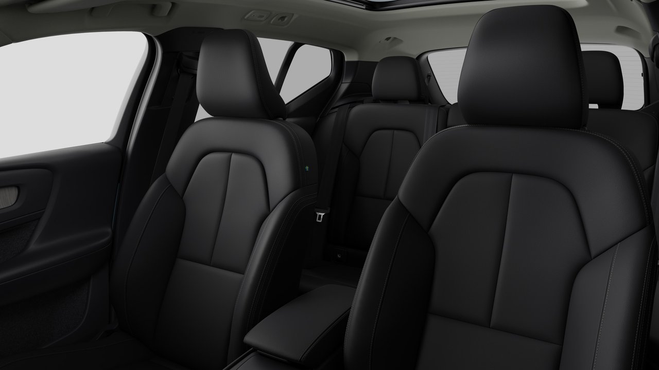 2026 Volvo XC40 Plus (Dark Theme)-11