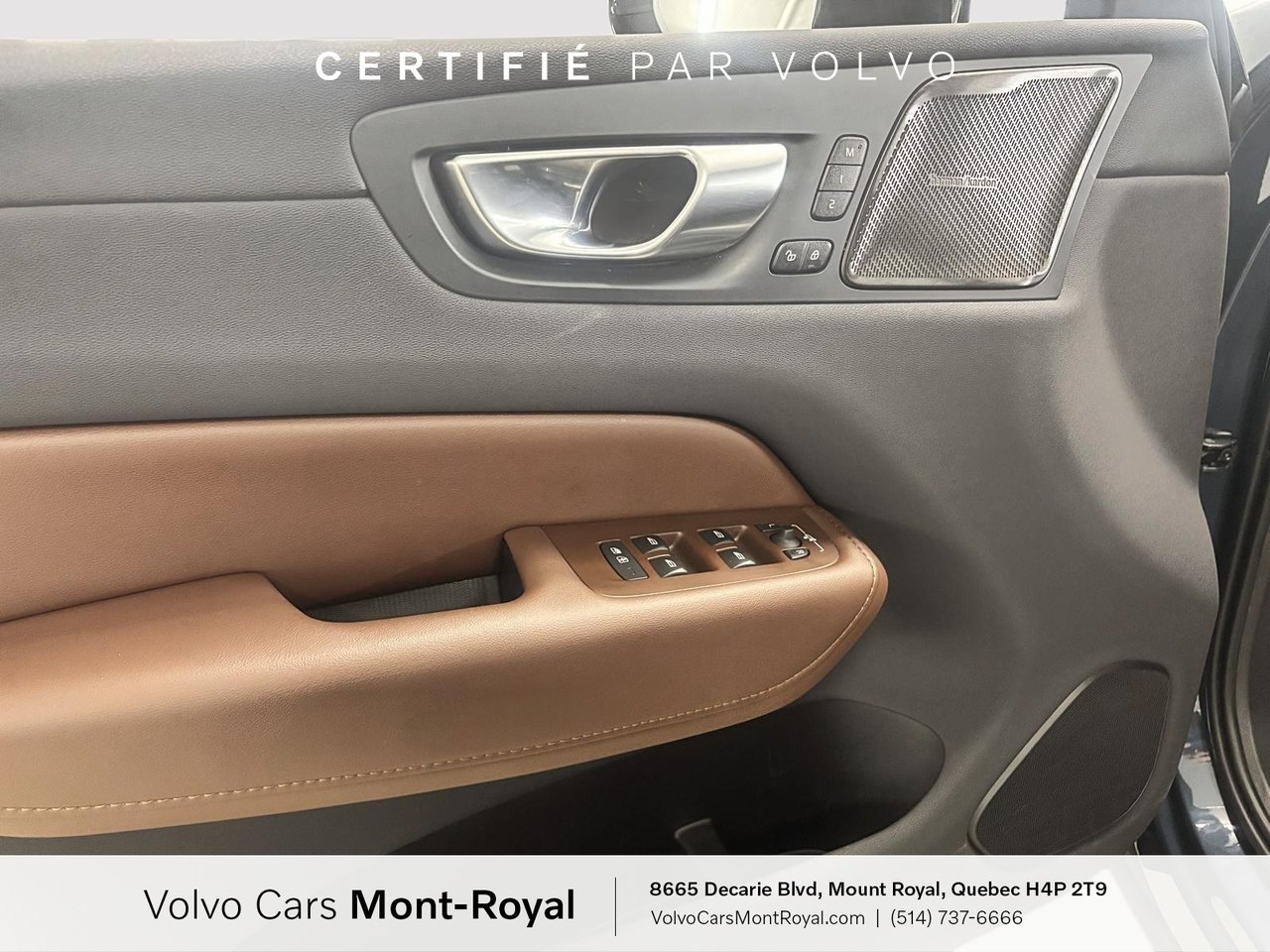 2025 Volvo XC60 Plug-In Hybrid Plus Dark Theme T8-8