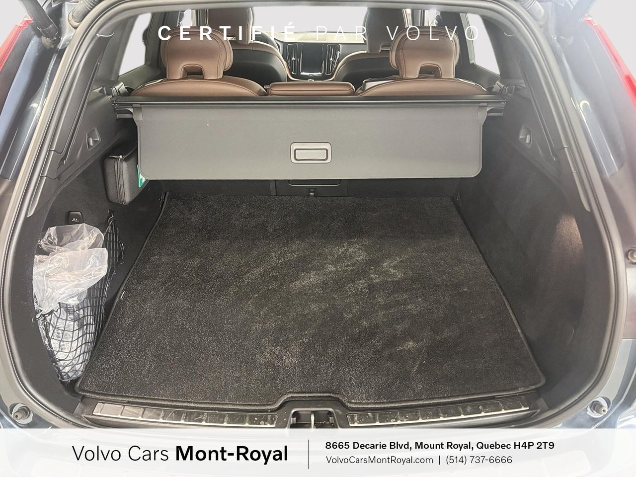 2025 Volvo XC60 Plug-In Hybrid Plus Dark Theme T8-4