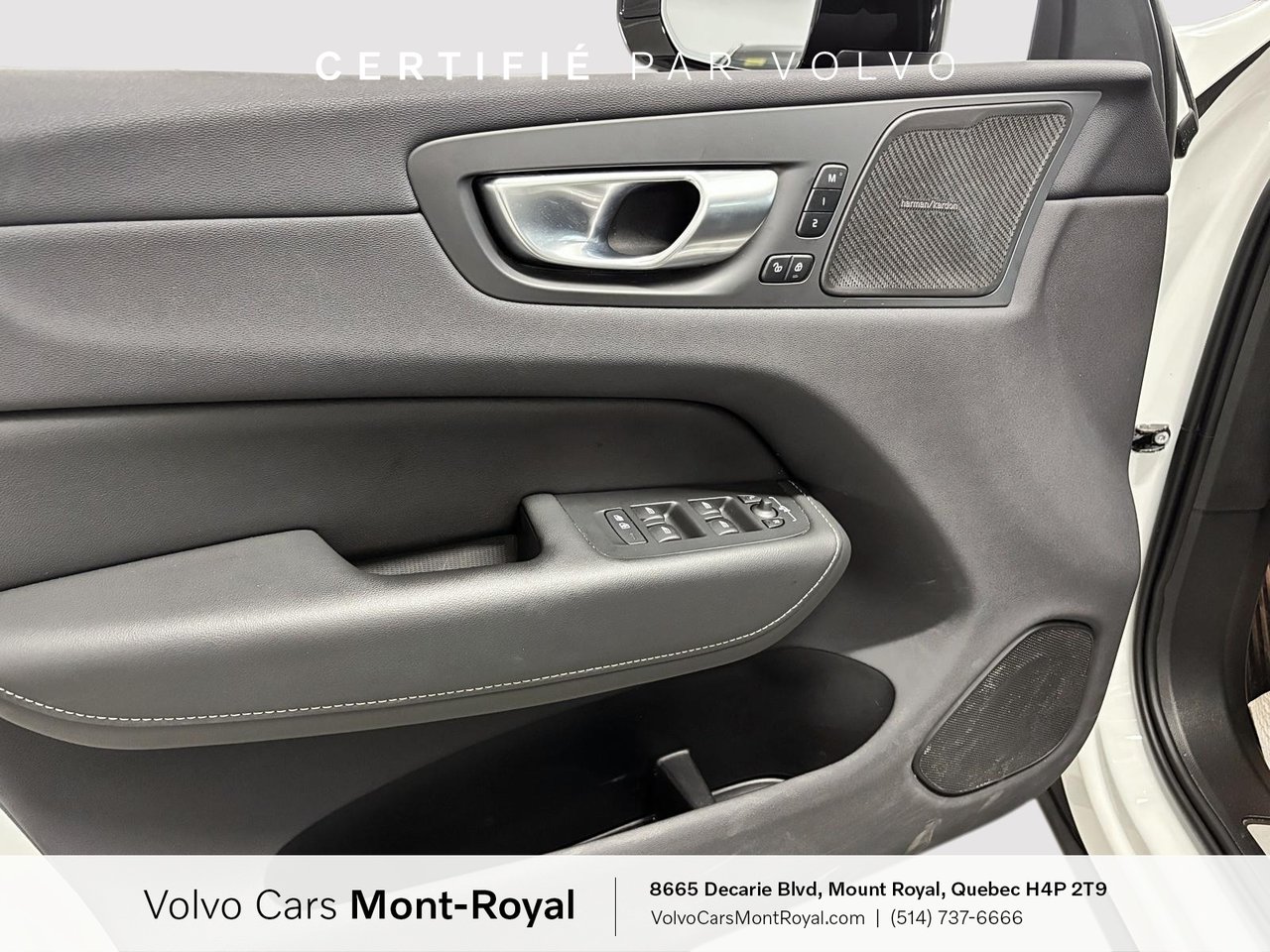 Volvo XC60 Recharge Ultimate Dark Theme 2024-8