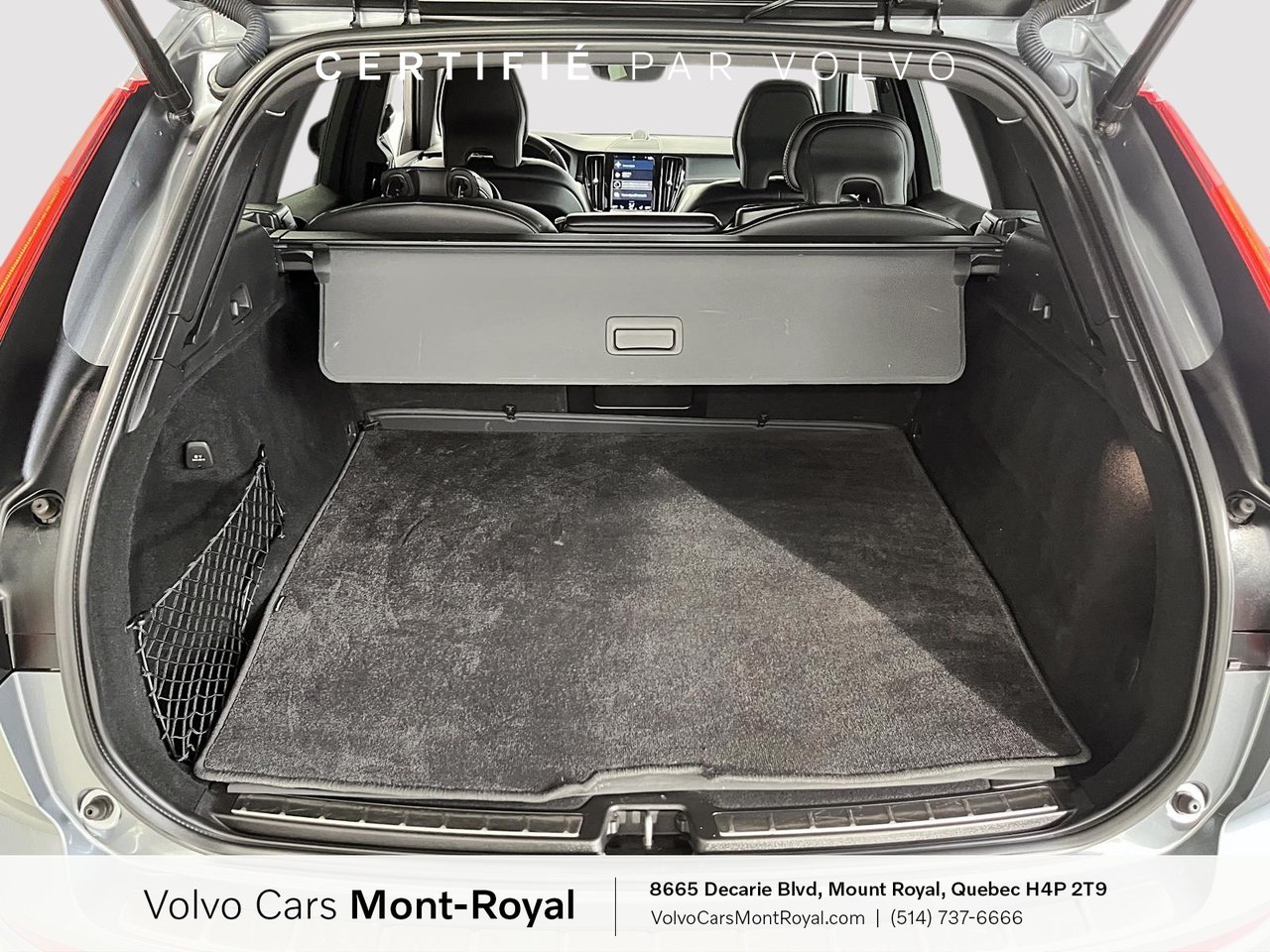 2021 Volvo XC60 R-Design Plug-In Hybrid T8-4