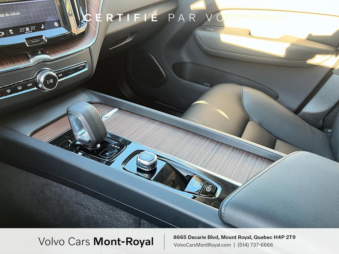 2023 Volvo XC60 Plus Dark Theme-12