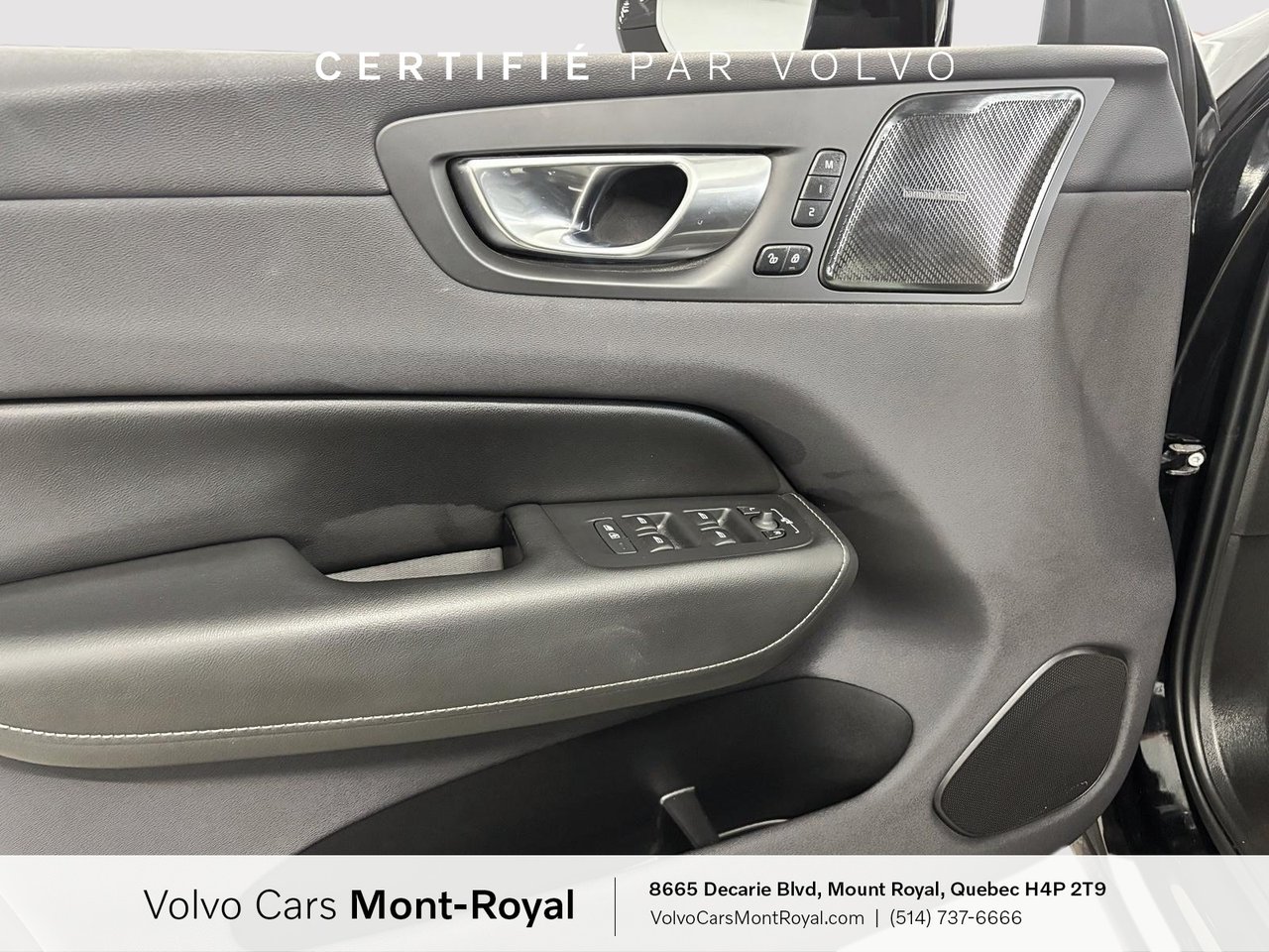 Volvo XC60 Ultimate Bright Theme 2023-8