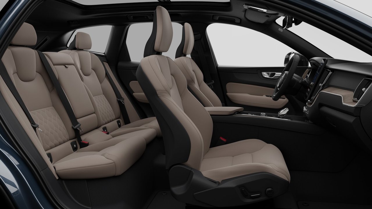 Volvo XC60 CORE DARK THEME 2026-12
